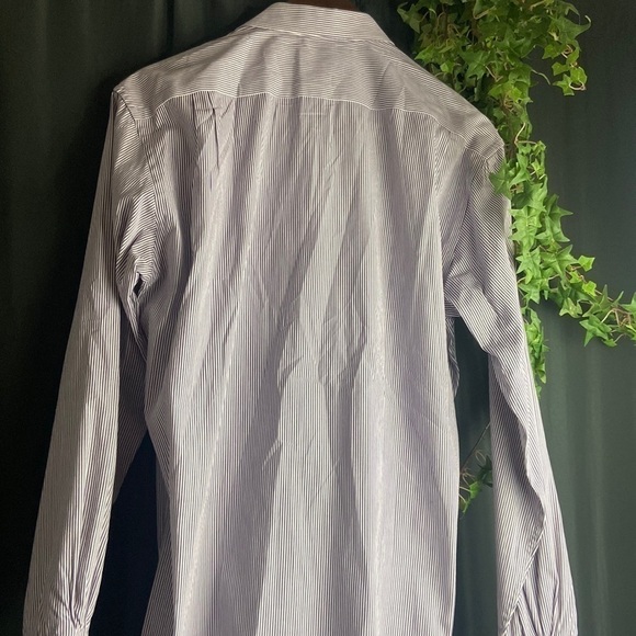 - Hugo Boss Dress shirt💕 - Picture 5 of 9